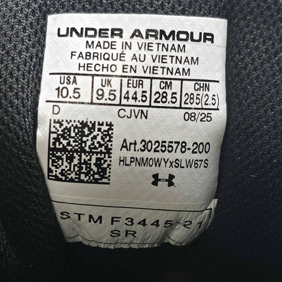 Under‎ Armour UA Stellar G2 6\